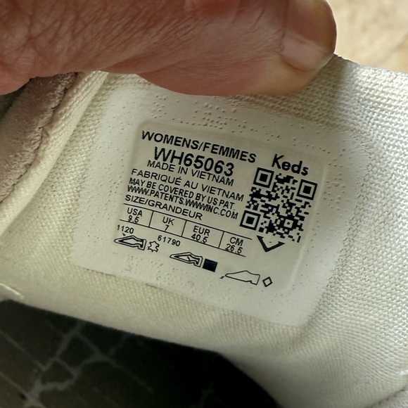 KEDS ladies JUMPKICK perforated low top sneaker beige/suede 9.5 WH65063 - Picture 10 of 11